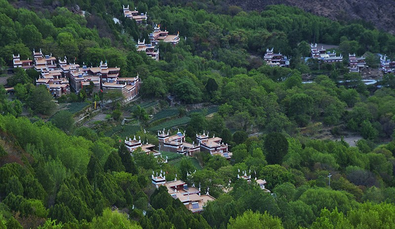 Tibetan Village Jiaju